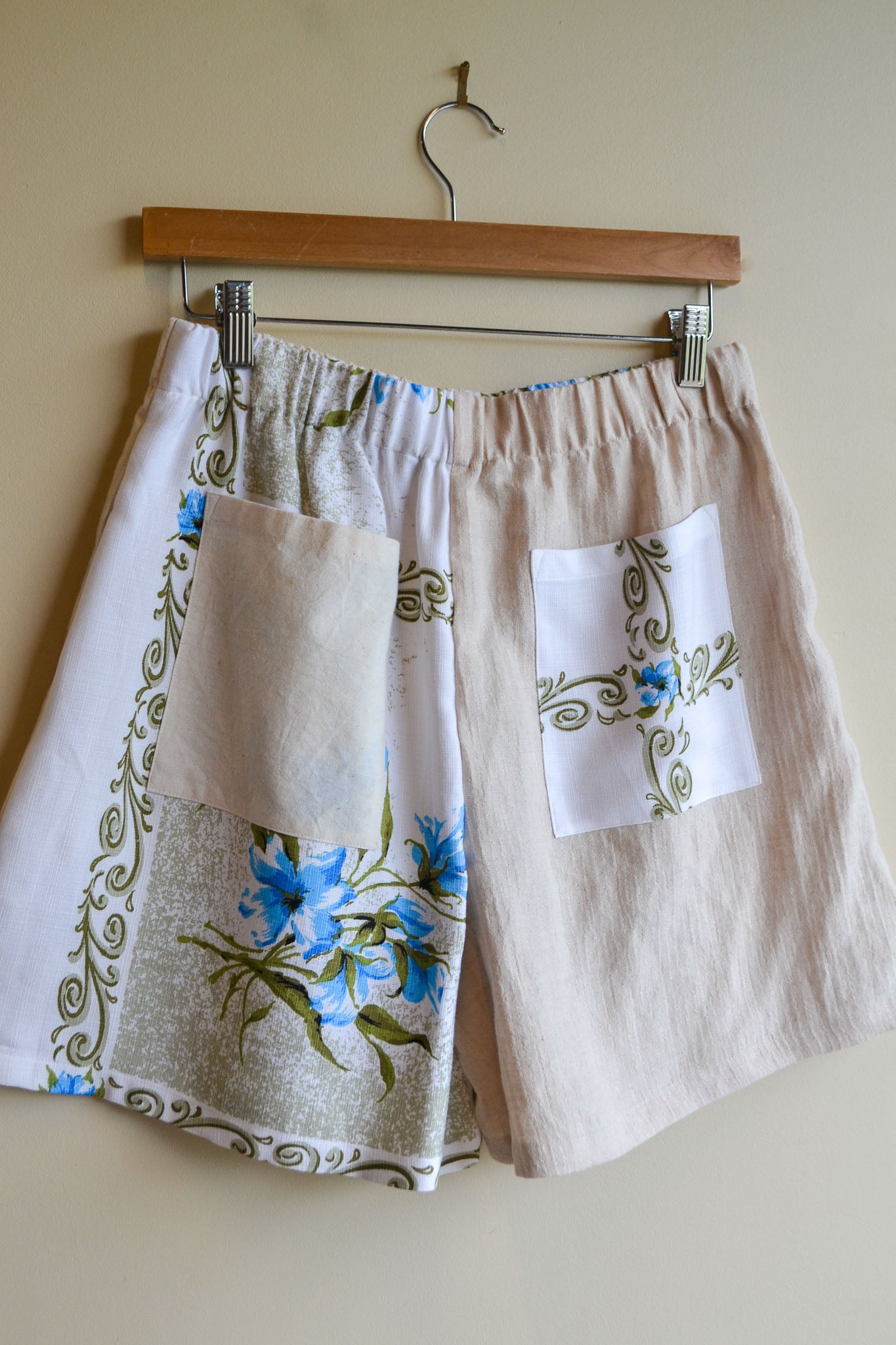 Patch Shorts | Blue Flower | Large